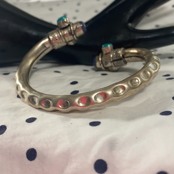 Vintage Silver metal twisted cuff bracelet with eight stones - Picture 6 of 7